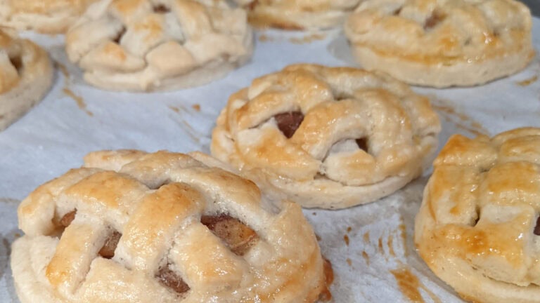 Mini Apple Pies